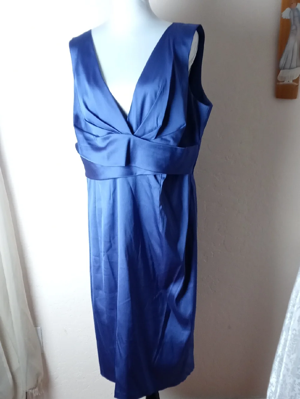 Donna Ricco Royal Blue Satin V-Neck Cocktail Dress